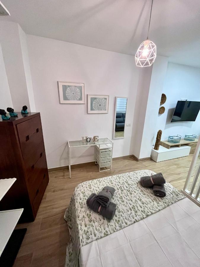 קדיז Gatu Villa Paraguay , Preferente Mayores 25 Anos Y Familias מראה חיצוני תמונה