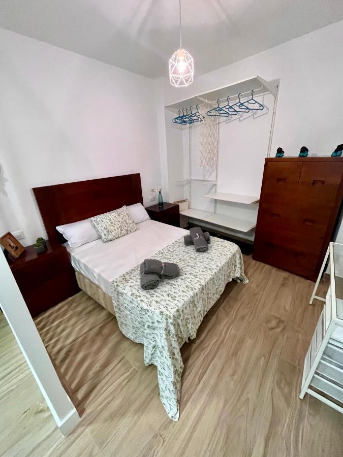 קדיז Gatu Villa Paraguay , Preferente Mayores 25 Anos Y Familias מראה חיצוני תמונה