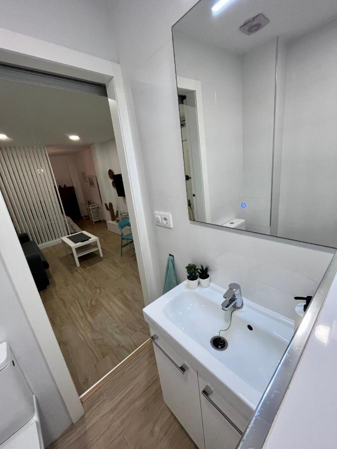 קדיז Gatu Villa Paraguay , Preferente Mayores 25 Anos Y Familias מראה חיצוני תמונה