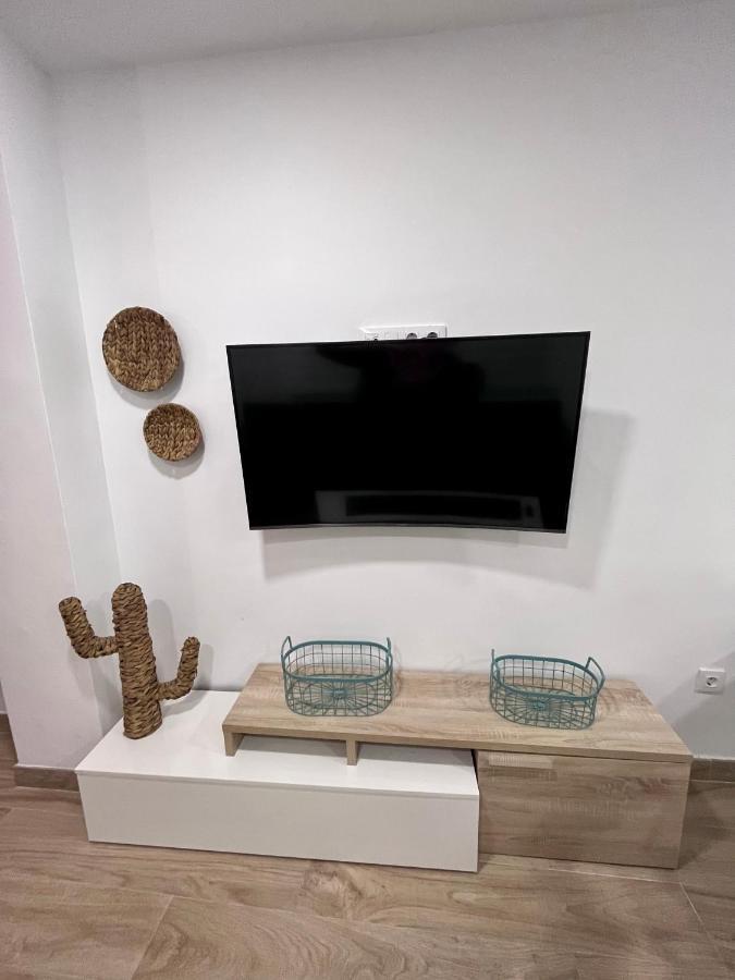 קדיז Gatu Villa Paraguay , Preferente Mayores 25 Anos Y Familias מראה חיצוני תמונה